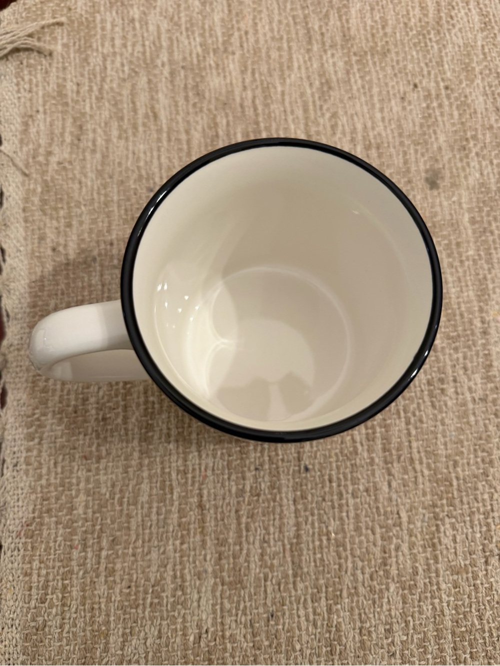 Threshold Monogram ‘L’ Mug - Picture 2 of 3